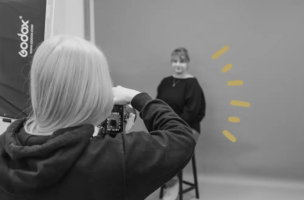 Hier sehen sie ein Bild einer modernen Profi Sony Kamera-Fotostudio Freudenberg