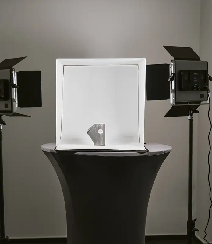 Hier wird ein Produkt fotografiert